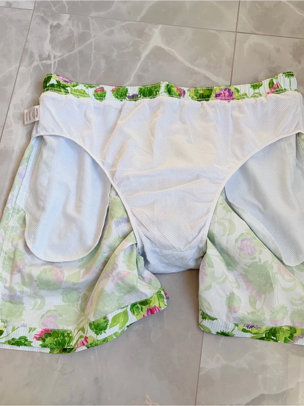 MOTT50 Men’s Swim Trunks Violetta Tropical Floral Board Short XL UPF50+ like new